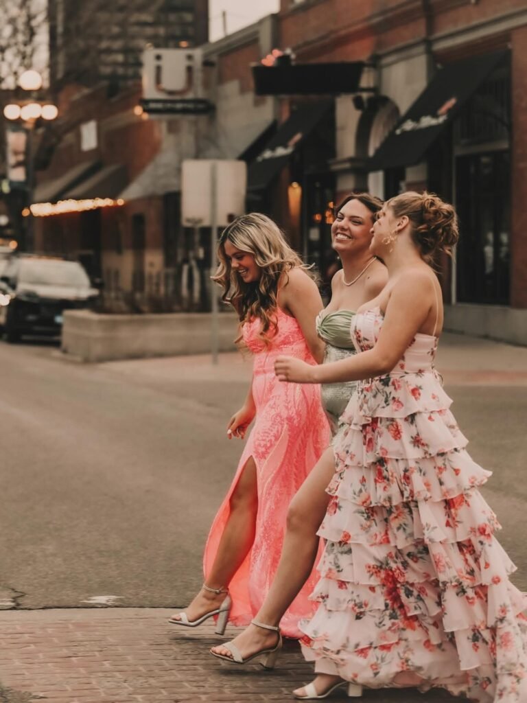 Prom girls